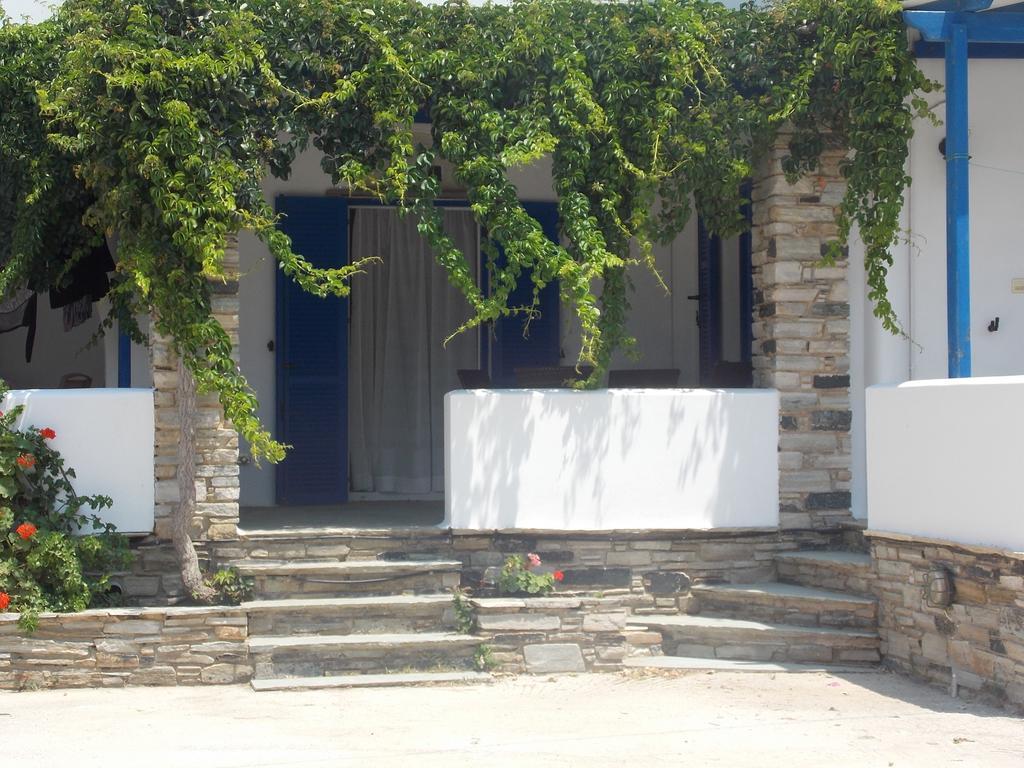 Vrahos Studios Kionia Ruang foto